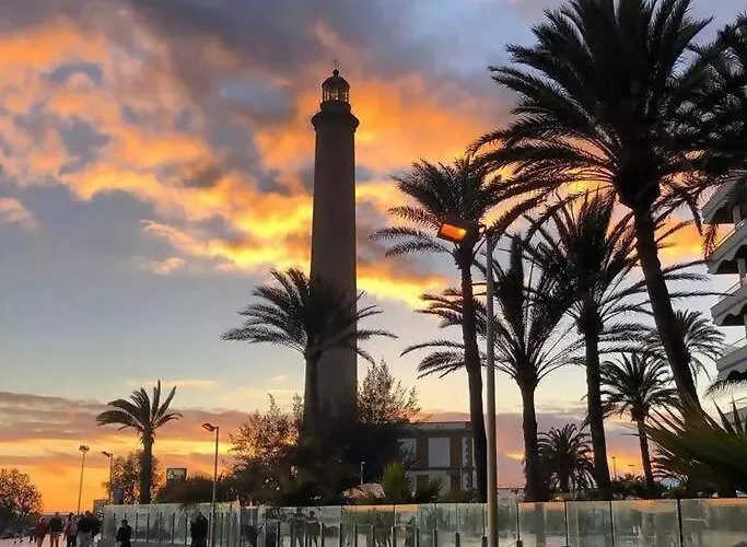 Magnifica Vivienda En La Playa De Las Canteras Lägenhet