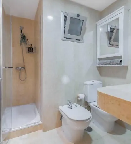 Magnifica Vivienda En La Playa De Las Canteras Апартаменти